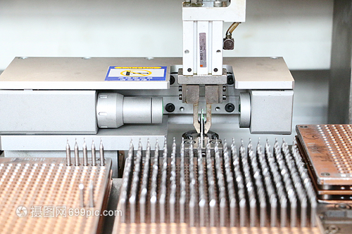 精密制造的核心 车间数控机床的制造与应用